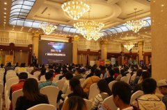 其中南宁万象店及南宁会展中心店当场签约高额年销售任务