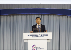 百度李彦宏：人工智能长得不应该像人